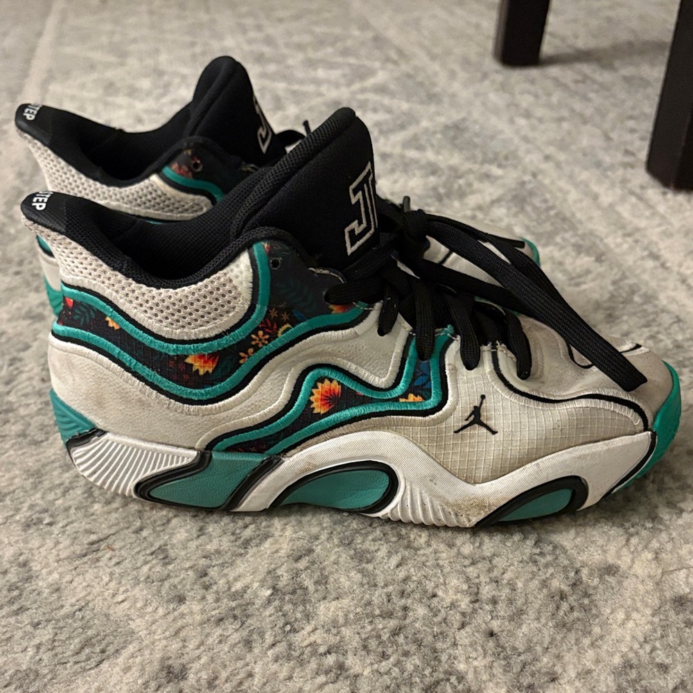 Jordan Kids Sneakers in Teal, Black, and White